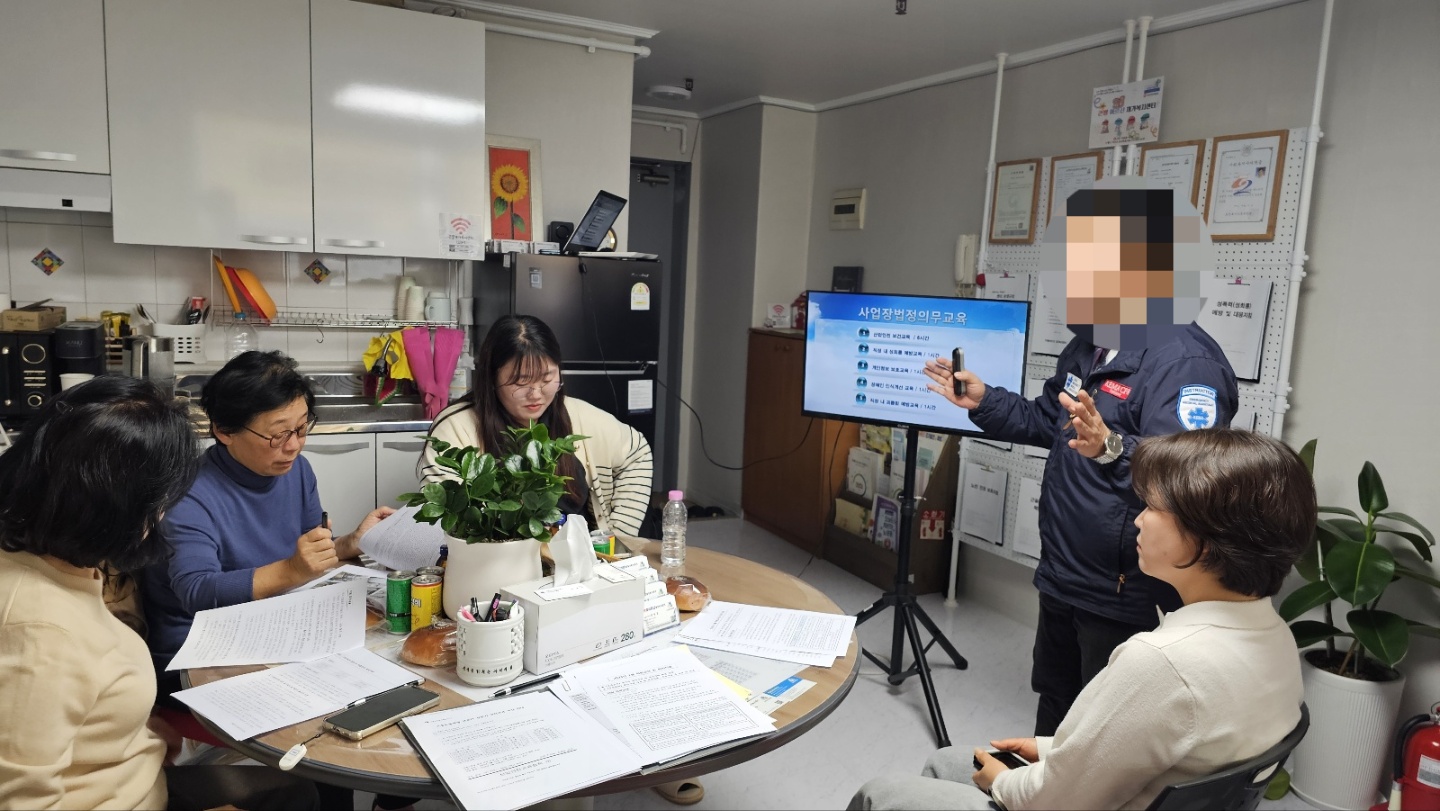 2948986269_IiqCdJYo_f9e9e42029ec532c2c78cde2964997d6e86a6847.jpg 이미지크게보기