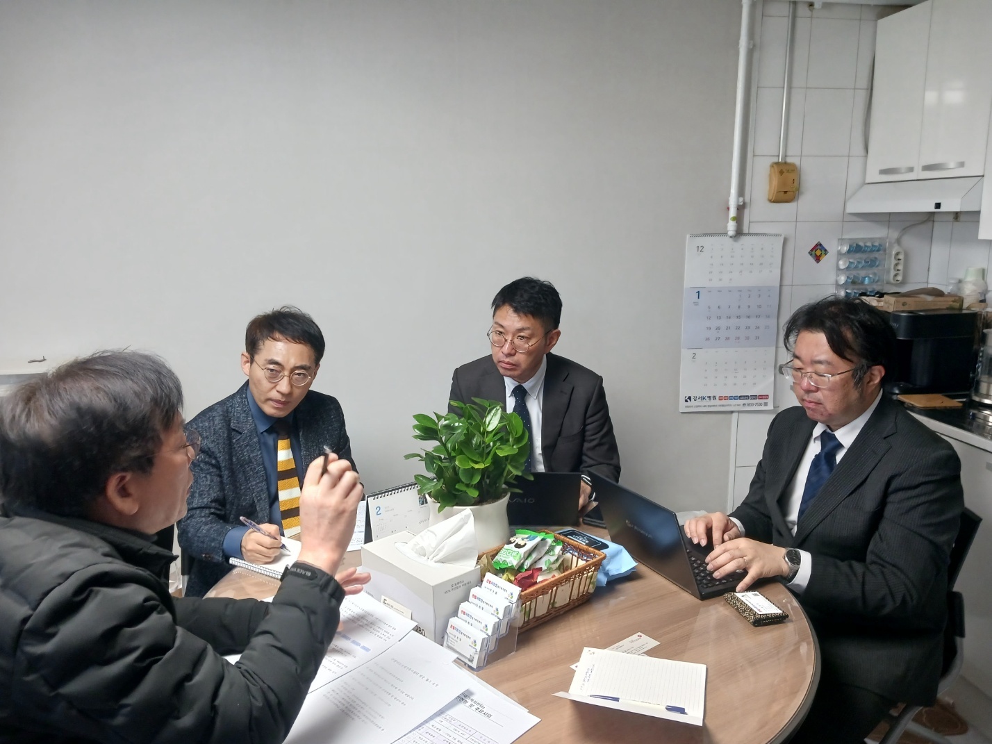 2948986269_UNVHM6uG_878675503ea64f5a75f7dd52cd92ec562a602042.jpg 이미지크게보기